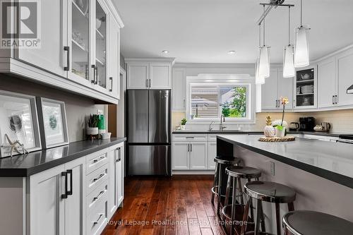 3889 Burnham Street N, Hamilton Township, ON - Indoor Photo Showing Kitchen With Upgraded Kitchen