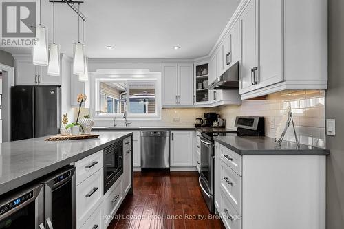 3889 Burnham Street N, Hamilton Township, ON - Indoor Photo Showing Kitchen With Upgraded Kitchen