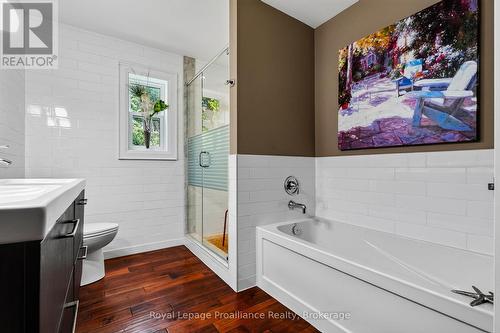 3889 Burnham Street N, Hamilton Township, ON - Indoor Photo Showing Bathroom