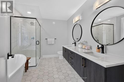 643 Gendarme Circle, Ottawa, ON - Indoor Photo Showing Bathroom