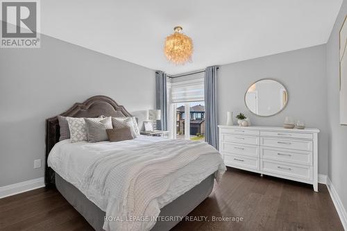 643 Gendarme Circle, Ottawa, ON - Indoor Photo Showing Bedroom