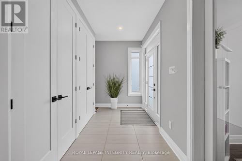 643 Gendarme Circle, Ottawa, ON - Indoor Photo Showing Other Room