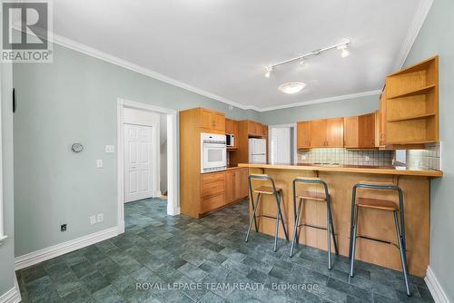 4310 Armitage Avenue, Ottawa, ON - Indoor Photo Showing Kitchen