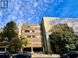 404 - 124 MERTON STREET  Toronto, ON M4S 2Z2