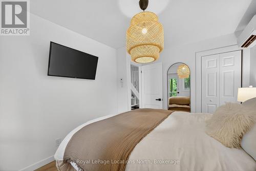 305 - 5 Dawson Drive, Collingwood, ON - Indoor Photo Showing Bedroom