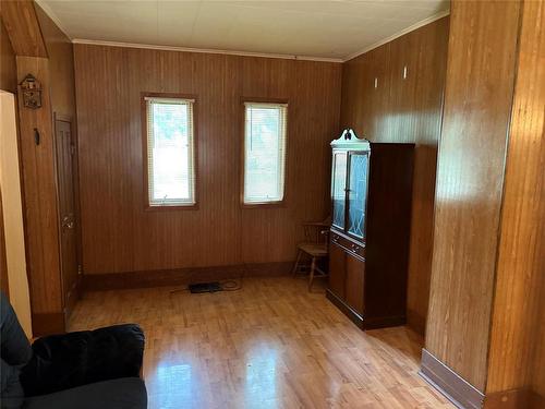 39 Sowden Street S, Souris, MB - Indoor Photo Showing Other Room