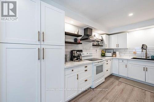 56 Potter Crescent, New Tecumseth, ON - Indoor Photo Showing Kitchen