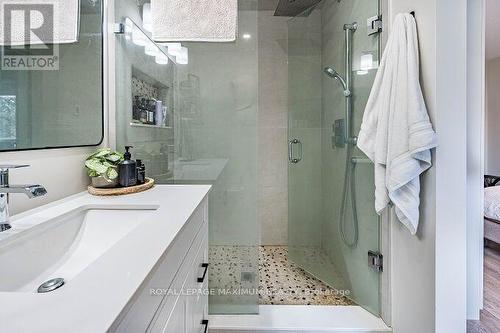 56 Potter Crescent, New Tecumseth, ON - Indoor Photo Showing Bathroom