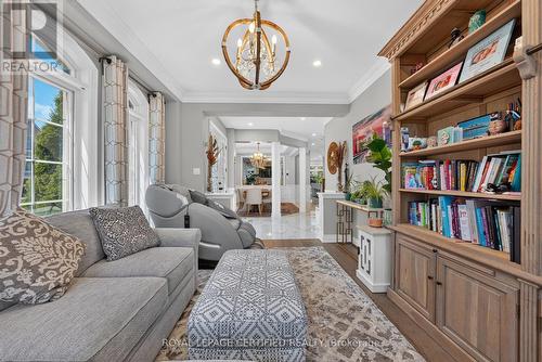 2561 Grand Oak Trail, Oakville, ON - Indoor