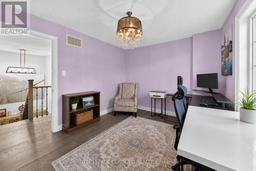 2561 Grand Oak Trail, Oakville, ON - Indoor
