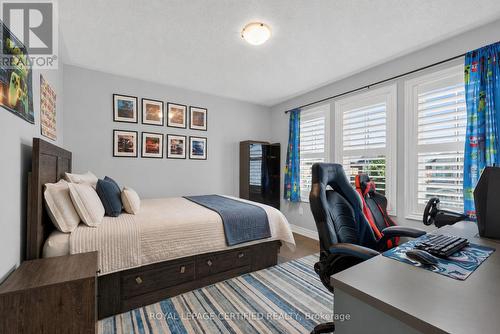 2561 Grand Oak Trail, Oakville, ON - Indoor Photo Showing Bedroom
