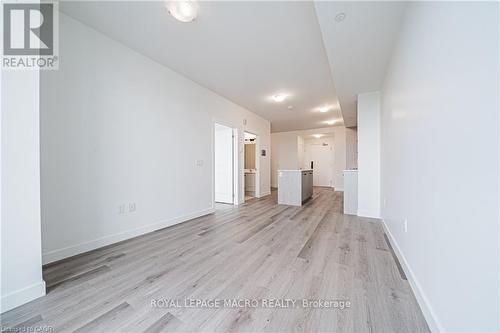 1018 - 461 Green Road, Hamilton, ON - Indoor Photo Showing Other Room
