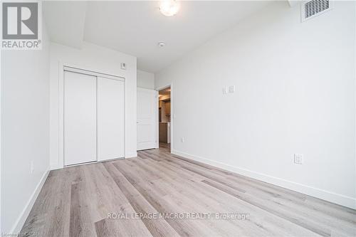1018 - 461 Green Road, Hamilton, ON - Indoor Photo Showing Other Room
