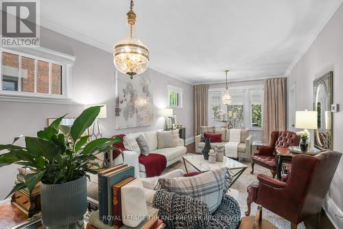 127 Thornton Avenue, London East (East B), ON - Indoor Photo Showing Living Room