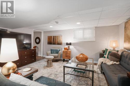 127 Thornton Avenue, London East (East B), ON - Indoor