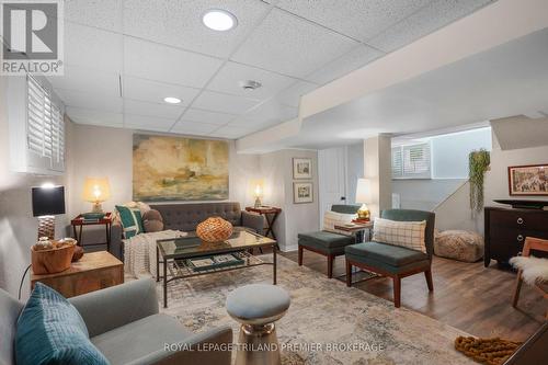 127 Thornton Avenue, London East (East B), ON - Indoor Photo Showing Living Room