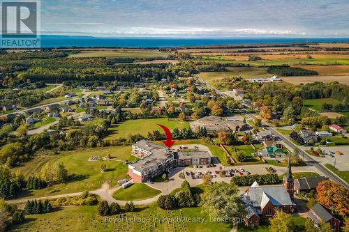 102 - 333 Lafontaine Road W, Tiny, ON 