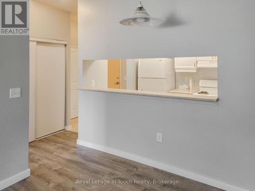 102 - 333 Lafontaine Road W, Tiny, ON 
