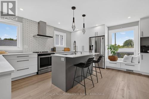 1241 Juniper Drive, Kingston (City Northwest), ON - Indoor Photo Showing Kitchen With Upgraded Kitchen