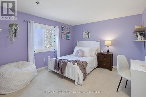 146 Golfdale Crescent, London South (South Q), ON - Indoor Photo Showing Bedroom
