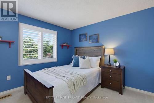 146 Golfdale Crescent, London South (South Q), ON - Indoor Photo Showing Bedroom