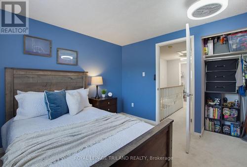 146 Golfdale Crescent, London South (South Q), ON - Indoor Photo Showing Bedroom