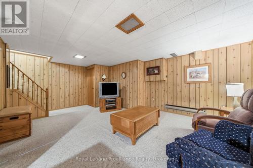 H - 11 Prince Of Wales Drive, Belleville (Belleville Ward), ON - Indoor