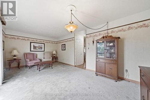 H - 11 Prince Of Wales Drive, Belleville (Belleville Ward), ON - Indoor