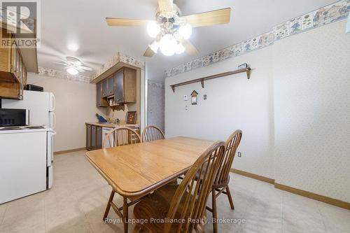 H - 11 Prince Of Wales Drive, Belleville (Belleville Ward), ON - Indoor Photo Showing Dining Room