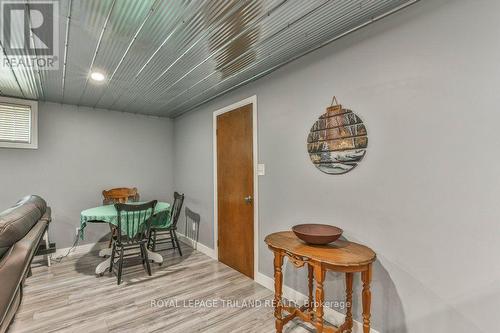 425 Queen Street, Lucan Biddulph (Granton), ON - Indoor Photo Showing Other Room