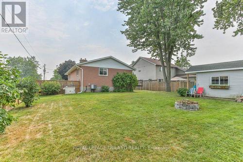 425 Queen Street, Lucan Biddulph (Granton), ON - Outdoor