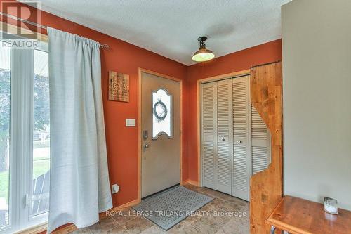 425 Queen Street, Lucan Biddulph (Granton), ON - Indoor Photo Showing Other Room