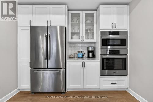 828 Celeste Drive, Kingston (City Northwest), ON - Indoor Photo Showing Kitchen With Upgraded Kitchen