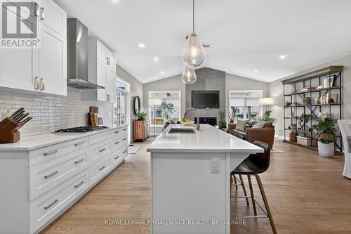 828 Celeste Drive, Kingston (City Northwest), ON - Indoor Photo Showing Kitchen With Upgraded Kitchen