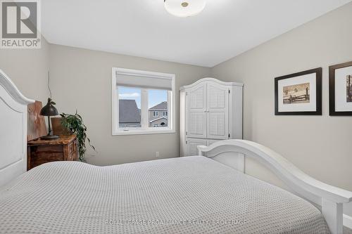 828 Celeste Drive, Kingston (City Northwest), ON - Indoor Photo Showing Bedroom