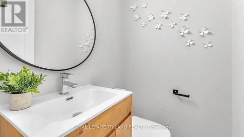 9 - 703 Windermere Road, London North (North G), ON - Indoor Photo Showing Bathroom