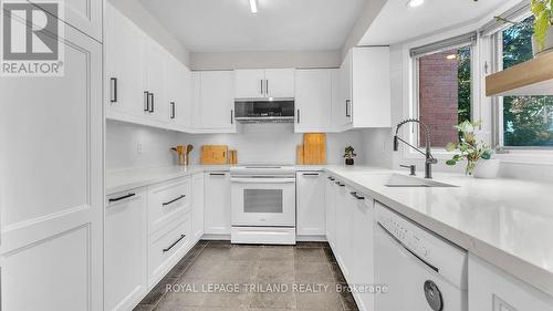 9 - 703 Windermere Road, London North (North G), ON - Indoor Photo Showing Kitchen