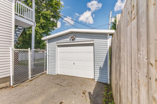Garage - 354 Rue Mondoux, Gatineau (Gatineau), QC - Outdoor With Exterior