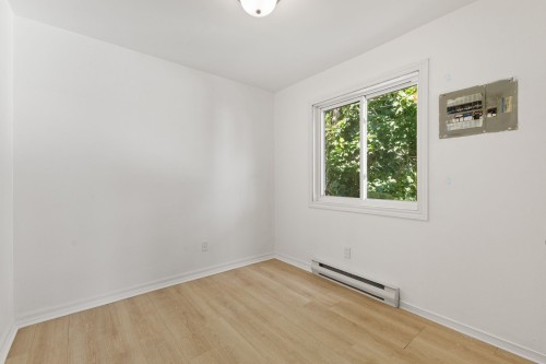 Bedroom - 354 Rue Mondoux, Gatineau (Gatineau), QC - Indoor Photo Showing Other Room