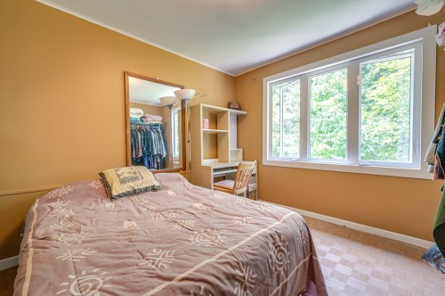 Chambre à coucher - 85 Rue Maple, Hudson, QC - Indoor Photo Showing Bedroom