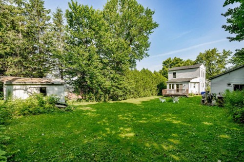 Courtyard - 131 Rue Principale, Saint-Malo, QC - Outdoor