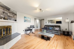 Family Room - 