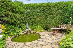 Lot - 