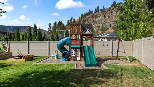 3077 Riesling Way, West Kelowna, BC - Outdoor