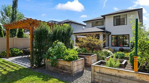 3077 Riesling Way, West Kelowna, BC - Outdoor