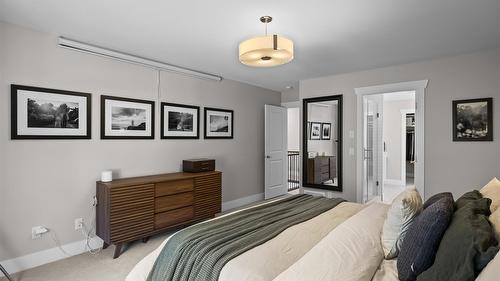 3077 Riesling Way, West Kelowna, BC - Indoor Photo Showing Bedroom