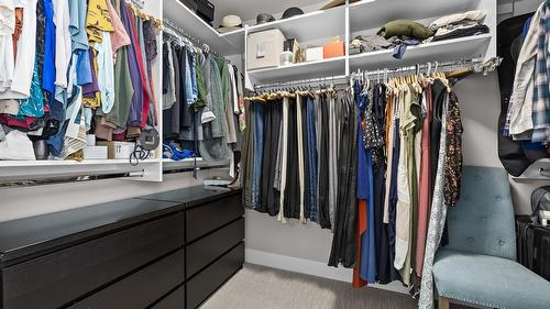 3077 Riesling Way, West Kelowna, BC - Indoor With Storage