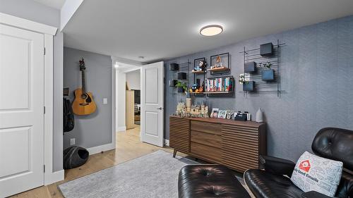 3077 Riesling Way, West Kelowna, BC - Indoor Photo Showing Other Room