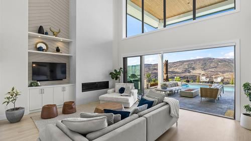 82 Red Sky Court, Kelowna, BC - Indoor