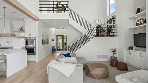 82 Red Sky Court, Kelowna, BC - Indoor